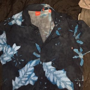 Hugo boss bottomed shot sleeve shirt